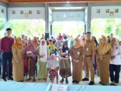 Bansos Jelang Idul Fitri Diserbu Warga Gayam Bojonegoro, Ini Penjelasan Camat IMG 20260317 WA0032