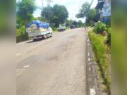 Jalan Lamongan–Bojonegoro Rusak Parah, Pemudik Dipaksa Uji Nyali IMG 20260318 WA0014