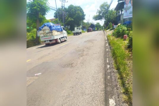 Jalan Lamongan–Bojonegoro Rusak Parah, Pemudik Dipaksa Uji Nyali IMG 20260318 WA0014