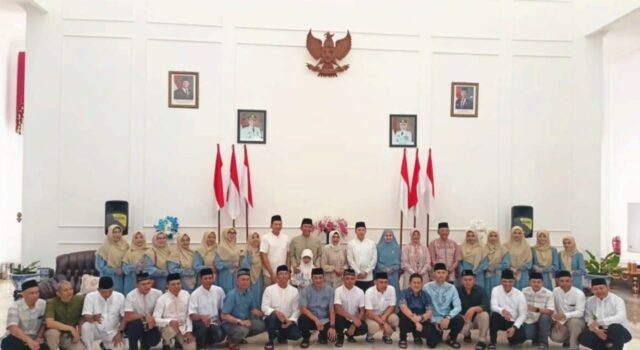 Dari ASN hingga Warga, Open House Bupati Bojonegoro Satukan Semua Lapisan IMG 20260321 WA0085