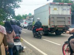 H+2 Idul Fitri, Titik Pasar Sumberrejo Bojonegoro Lumpuh oleh Kepadatan IMG 20260322 WA0008