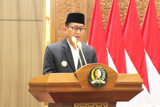 Rapat Paripurna DPRD Bojonegoro, Bupati Wahono Tanggapi Kritik Fraksi Raperda IMG 20260328 WA0001