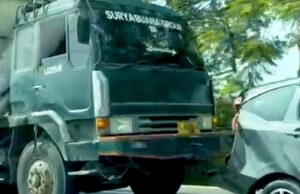 Jalan Buka Tutup Berujung Tabrakan Beruntun di Bojonegoro IMG 20260331 WA0019