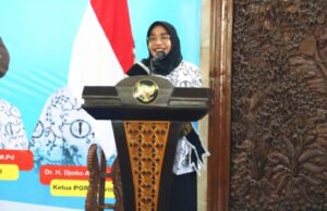 Cantika Wahono Resmi Dikukuhkan sebagai Ibunda Guru PGRI Bojonegoro IMG 20260403 WA0042