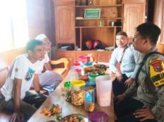 Ciptakan Rasa Aman, Bhabinkamtibmas Ketileng Malo Bojonegoro Intensifkan Cangkruan IMG 20260405 WA0000