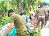 Warga Lega, Satpol PP Lamongan Bersihkan Sampah yang Bau dan Menggunung IMG 20260406 WA0031