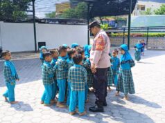 Cara Unik Polsek Balen Bojonegoro Dekatkan Polisi dengan Anak Usia Dini IMG 20260407 WA0014