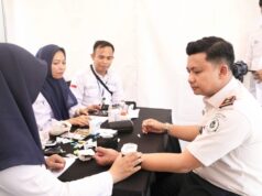 Imigrasi Gorontalo Buktikan Kepedulian, Hadirkan Layanan Medis Gratis di Pesisir IMG 20260409 WA0028