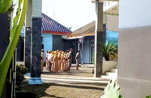 Apel Pagi ASN Kecamatan Dander Bojonegoro Perkuat Integritas dan Pelayanan Publik IMG 20260413 WA0031