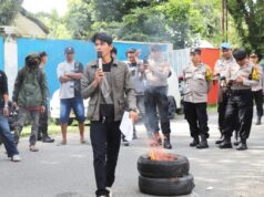 Dugaan Lelang Bermasalah, Ratusan Warga Geruduk PN Palopo IMG 20260417 WA0004