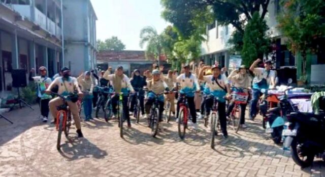 Ratusan Guru di Baureno Bojonegoro Kompak Gowes, Ini Tujuannya IMG 20260418 WA0024