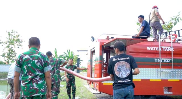 Kodim Lamongan Gaspol Latih Prajurit Operasikan Water Tank IMG 20260418 WA0025