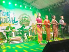 Elzadeba Nyanyi Selendang Biru, Pantes Budal Bojonegoro Makin Pecah IMG 20260419 WA0012