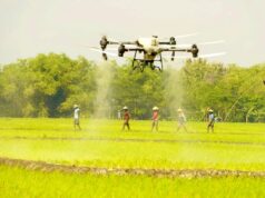 Tinggalkan Cara Lama, Petani Bojonegoro Mulai Pakai Drone IMG 20260421 WA0025