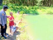 Keselamatan Prioritas, Warga Diminta Polisi Gondang Bojonegoro Awasi Anak dari Bahaya Sungai IMG 20260421 WA0047