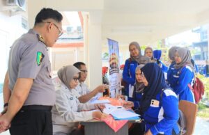 Gratis, Ratusan Buruh Serbu Layanan Cek Kesehatan Jelang May Day di Bojonegoro IMG 20260422 WA0004