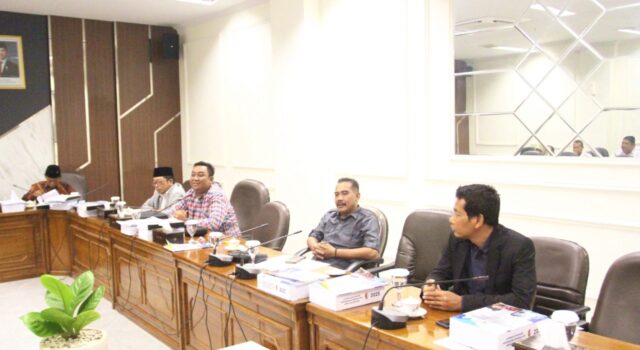 Ahli Waris Klaim Lahan Sekolah, DPRD Bojonegoro Lakukan Mediasi IMG 20260422 WA0009