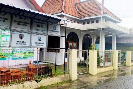 Pelayanan Mandek, Balai Desa Waruwetan Pucuk Lamongan Diduga Sering Kosong IMG 20260422 WA0017