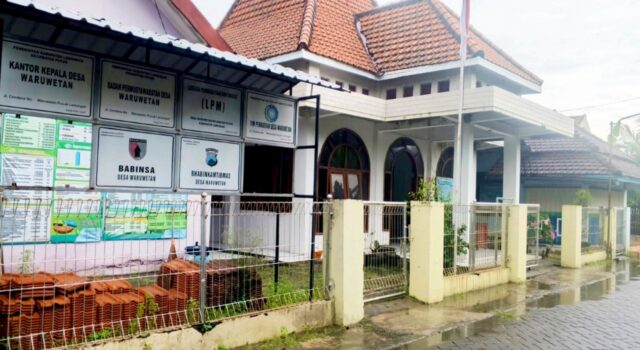 Pelayanan Mandek, Balai Desa Waruwetan Pucuk Lamongan Diduga Sering Kosong IMG 20260422 WA0017