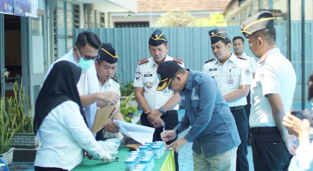 Ikrar Hingga Tes Urine, Lapas Bojonegoro Tunjukkan Komitmen Tanpa Kompromi IMG 20260423 WA0007