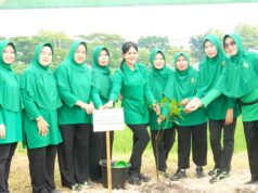 Jotosanur Lamongan Makin Sejuk, Persit Tanam Pohon untuk Masa Depan IMG 20260427 WA0024