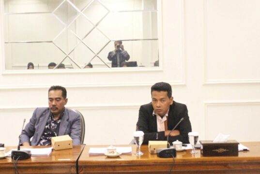 Rapat Panas di DPRD Bojonegoro, Persoalan Tanah Klampok Dibongkar IMG 20260509 WA0012