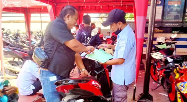 Proses Cepat dan Petugas Ramah, Samsat Bojonegoro Dapat Apresiasi Warga IMG 20260513 WA0025