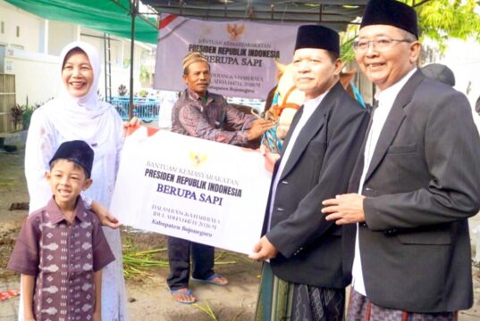 Usai Sholat Idul Adha, Wabup Bojonegoro Tinjau Penyembelihan Hewan Kurban Presiden IMG 20260527 WA0022
