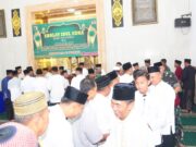 Suasana Hangat Idul Adha di Kodim Lamongan, Daging Kurban Dibagikan ke Warga IMG 20260527 WA0072