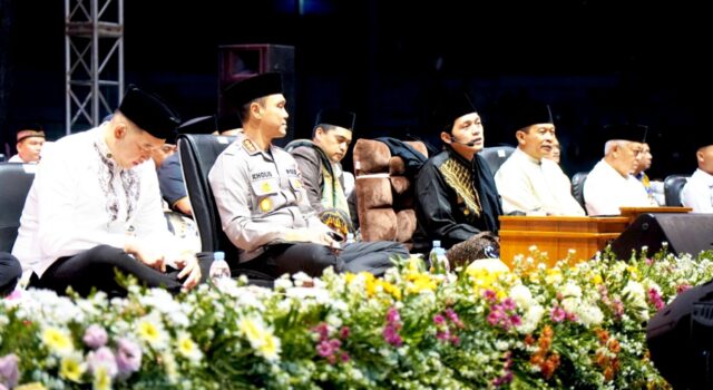 Pengajian Akbar Malang, Gus Iqdam Soroti Kepedulian Kapolresta Malang Kota Putu Kholis kepada Korban Kanjuruhan IMG 20260603 WA0032