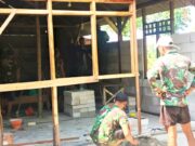 Babinsa Koramil Ngimbang Lamongan Bantu Renovasi Rumah Warga, Wujud Nyata Kepedulian TNI IMG 20260604 WA0023