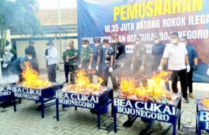 55 Kasus Terungkap, Bea Cukai Bojonegoro Musnahkan 10 Juta Rokok Ilegal IMG 20260618 WA0059