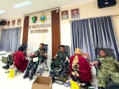 HUT Bhayangkara ke-80, Prajurit Yonif 885 Gelar Aksi Mulia Untuk Warga Bojonegoro IMG 20260620 WA0033