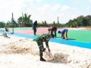 Antusias Warga Tinggi, Pra TMMD Kodim Lamongan Bangun Lapangan Voli Desa Tlemang IMG 20260626 WA0023