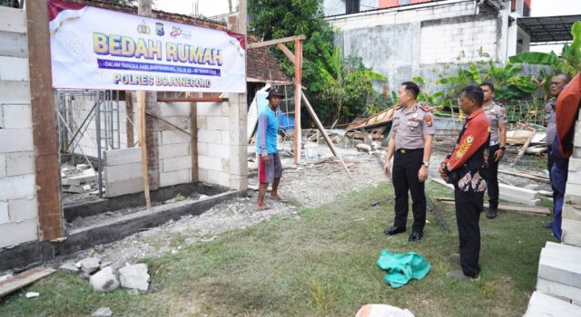 Bedah Rumah di Balen, Polres Bojonegoro Hadirkan Harapan Baru bagi Warga IMG 20260626 WA0024
