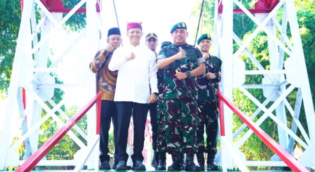 TNI Wujudkan Mimpi Warga Bakalan Pasuruan, Jembatan Perintis Garuda Resmi Beroperasi IMG 20260626 WA0032