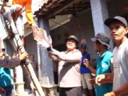 Kapolres Lamongan Pimpin Bedah Rumah, Warga Sidodowo Tersenyum Bahagia IMG 20260628 WA0001