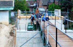 Jembatan Ngablak Segera Disempurnakan, Pemkab Bojonegoro Pastikan Sesuai Standar Keselamatan IMG 20260708 WA0027