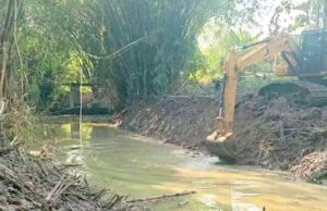 Cegah Sawah Kekeringan, PU SDA Bojonegoro Keruk Sedimen Sungai di Purwosari IMG 20260710 WA0023