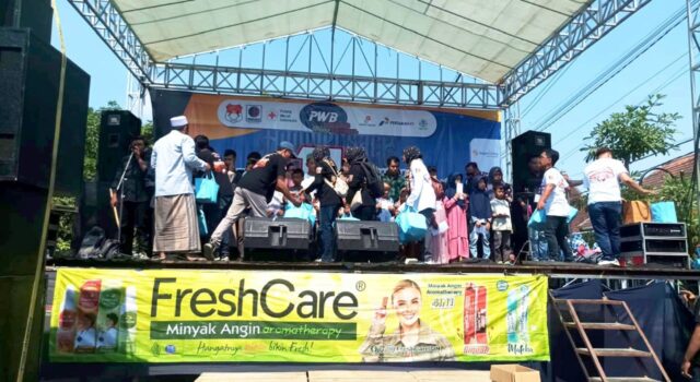 HUT ke-11 PWB Bojonegoro Berlangsung Meriah, Aksi Sosial dan Bazar UMKM Jadi Magnet Warga IMG 20260712 WA0014