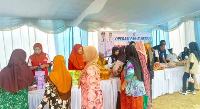 Warga Kesongo Sumringah, Pasar Murah TMMD 129 Bojonegoro Ringankan Belanja Harian IMG 20260715 WA0040