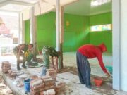 Pendidikan Jadi Prioritas, Satgas TMMD 129 Bojonegoro Genjot Renovasi SDN Kesongo 1 IMG 20260722 WA0005