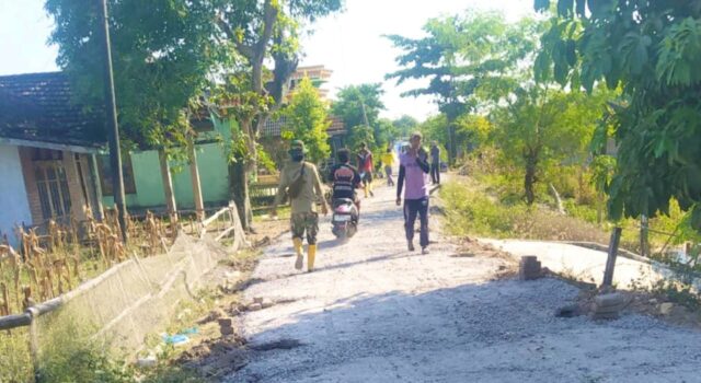Kejar Target, Satgas TMMD 129 Bojonegoro Pacu Pembangunan Jalan Cor di Dusun Mundu IMG 20260722 WA0016