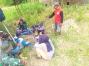 Secangkir Kopi Banyak Cerita, Momen TNI dan Warga Menyatu di TMMD 129 Bojonegoro IMG 20260728 WA0019