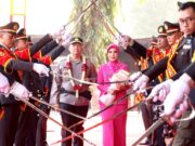 Momen Pedang Pora Warnai Pergantian Kapolres Lamongan, Babak Baru Dimulai IMG 20260730 WA0031