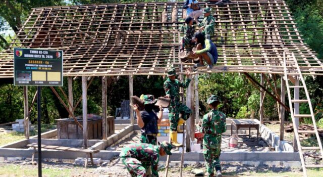 TMMD 129 Bojonegoro Hadirkan Harapan Baru, Rumah Mbah Kardo Masuki Tahap Pemasangan Atap IMG 20260731 WA0021