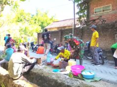 TMMD 129 Bojonegoro Hadirkan Kehangatan, Satgas dan Warga Desa Kesongo Berbagi Hidangan Usai Kerja Bakti IMG 20260802 WA0011