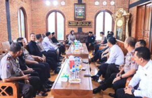 Kapolres Bojonegoro AKBP Yenni Diarty Ajak PSHT Perkuat Kerukunan Antar Perguruan Silat IMG 20260804 WA0010