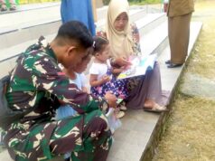 Hangatnya TMMD ke-129 Bojonegoro, Prajurit TNI dan Anak-Anak Kesongo Belajar Membaca Bersama IMG 20260806 WA0021