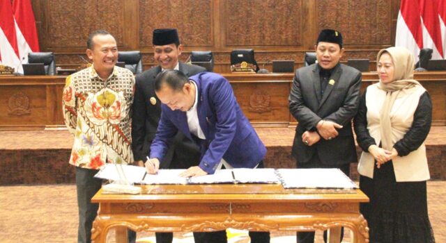 KUA PPAS Perubahan 2026 Disahkan, Bupati Bojonegoro Minta OPD Tepat Sasaran IMG 20260808 WA0007